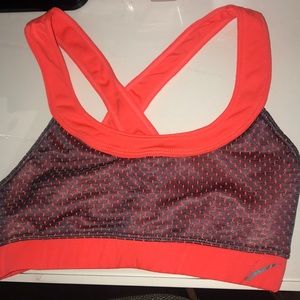 Super cute sports bra!